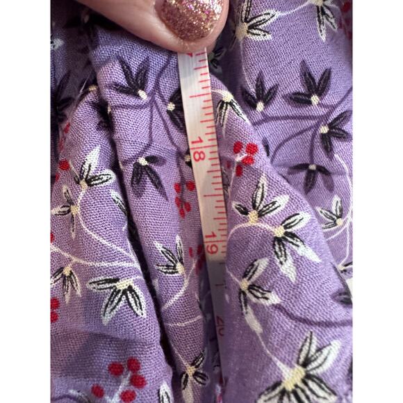 Easel Lavender Floral Ruffle Blouse – NWT – Size Small (Oversized) - Picture 3 of 6
